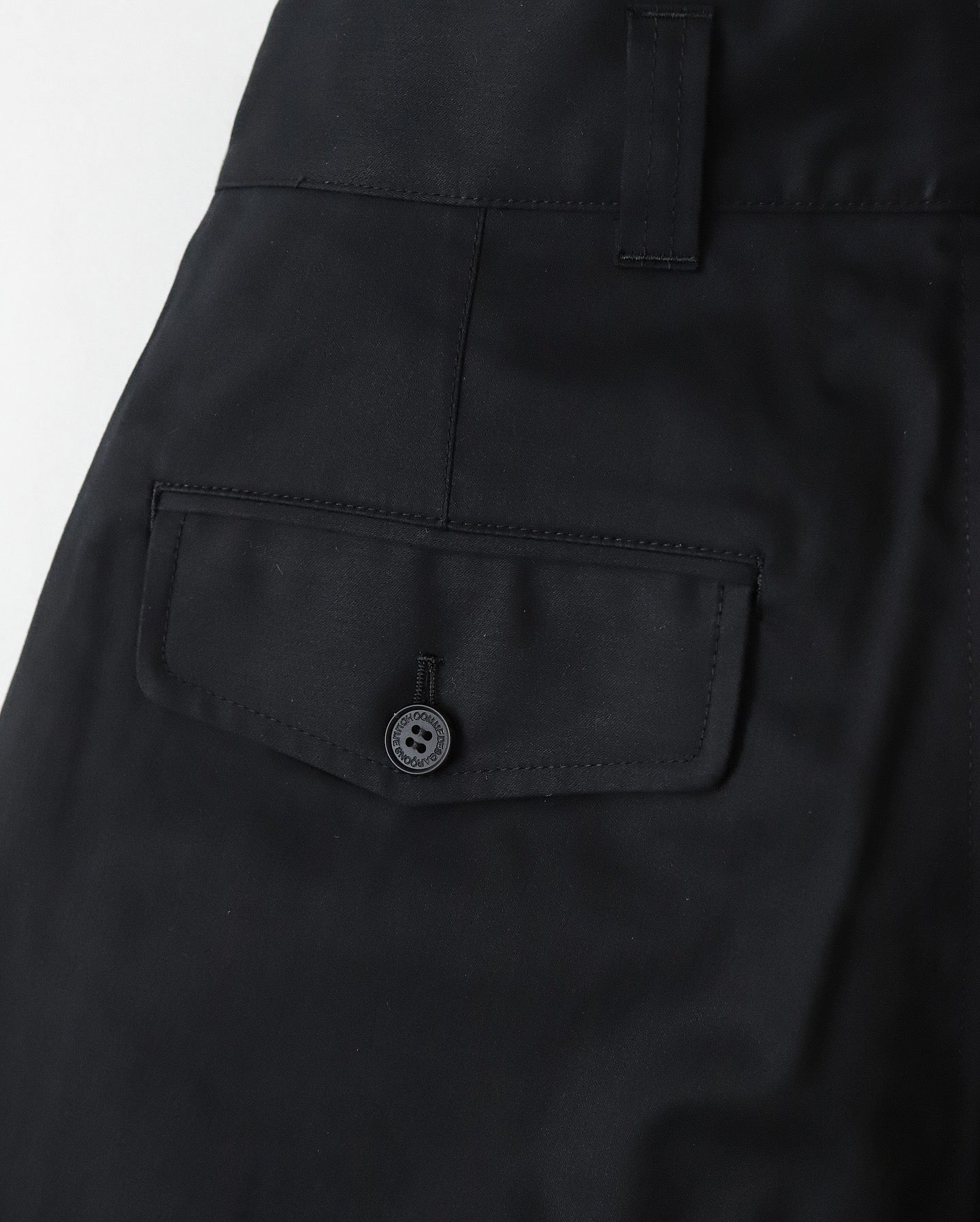 PLEATED BARREL LEG TROUSERS
