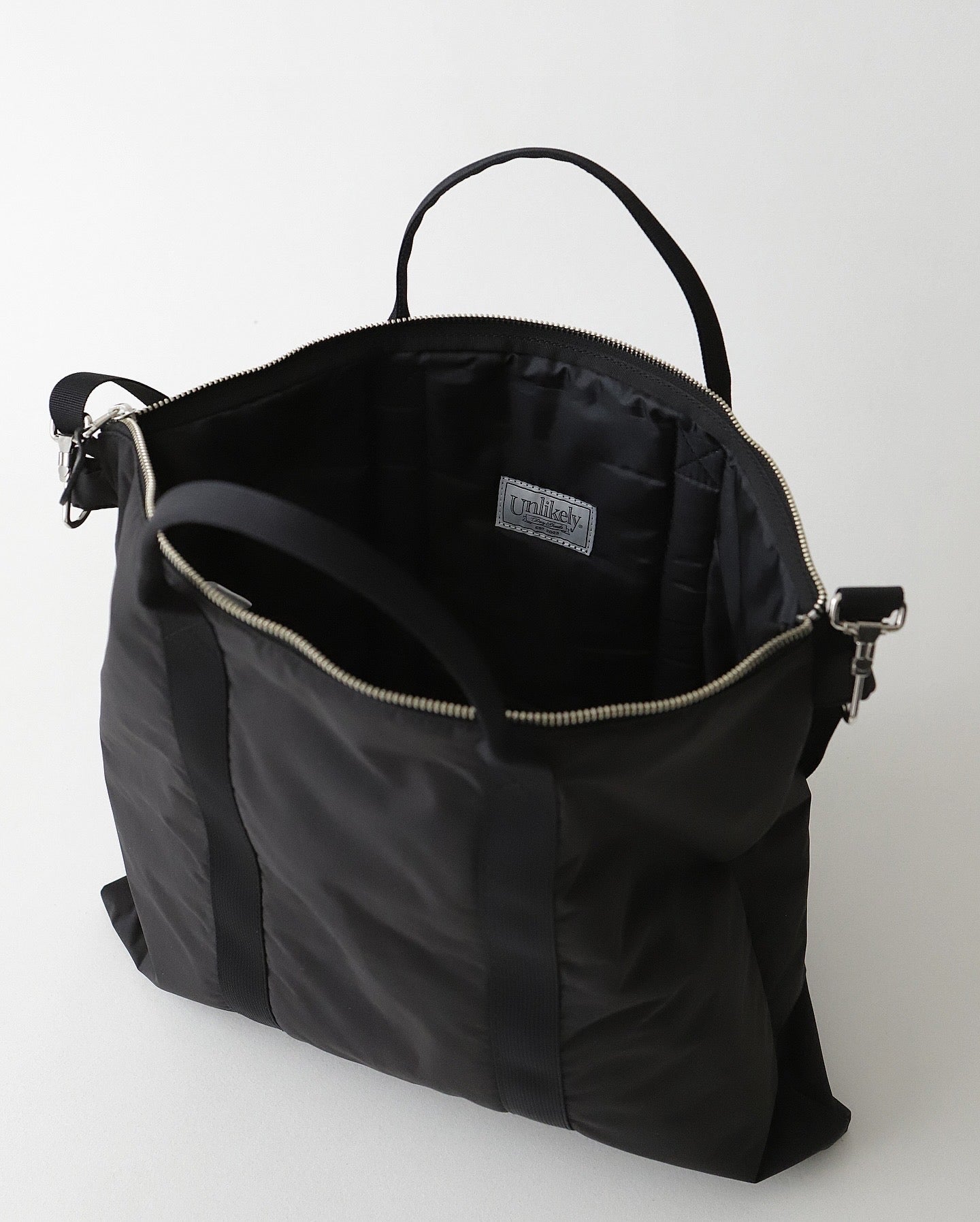 UNLIKELY ”MIL” HELMET BAG SQUARE