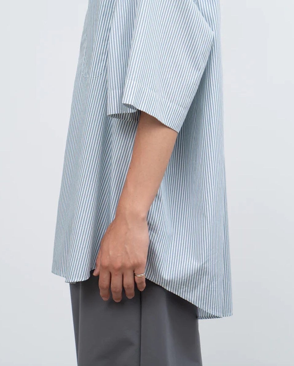 BROAD STRIPE S/S OVERSIZED BAND COLLAR SHIRT