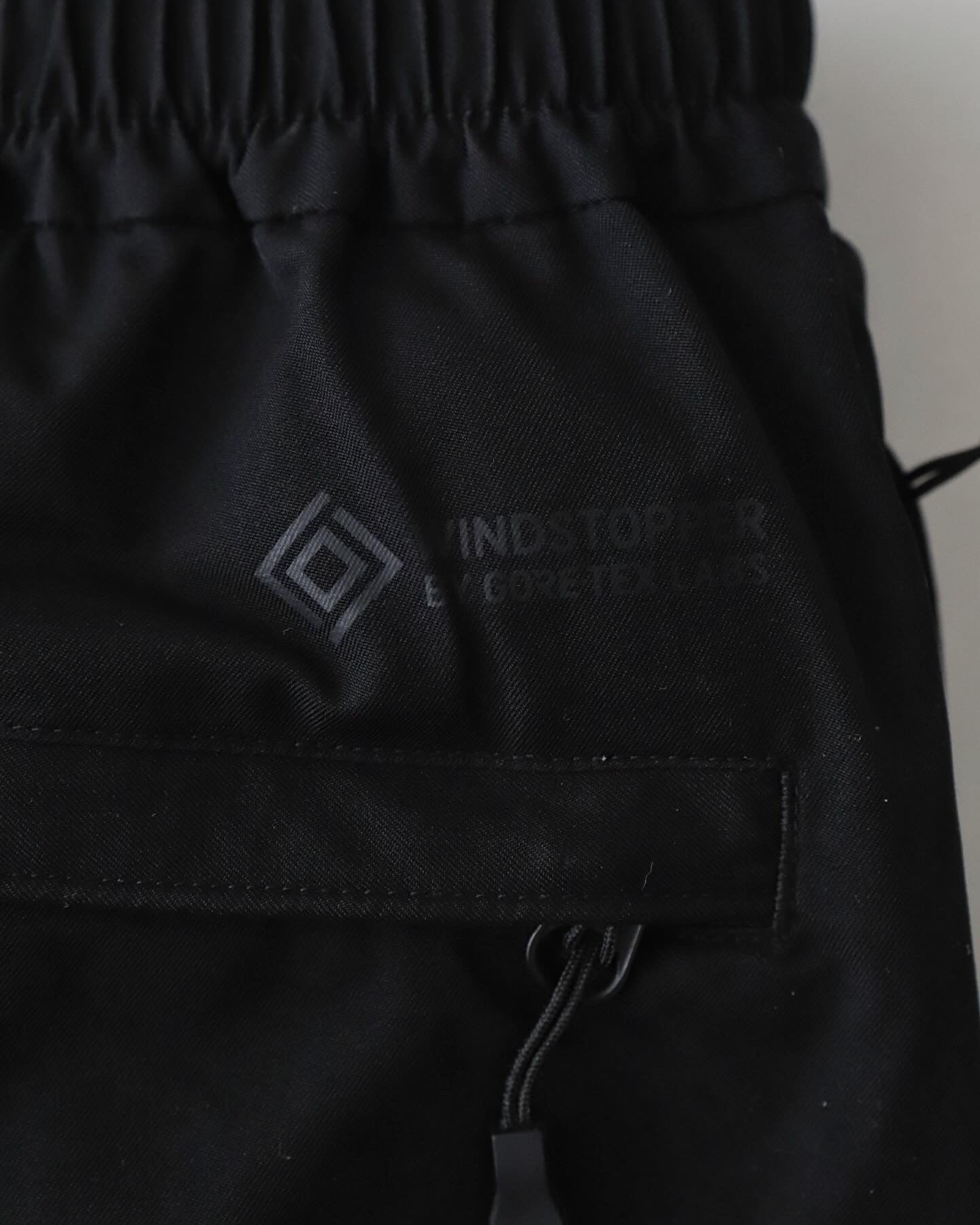 W's GORE-TEX WINDSTOPPER® TECH EASY TROUSERS