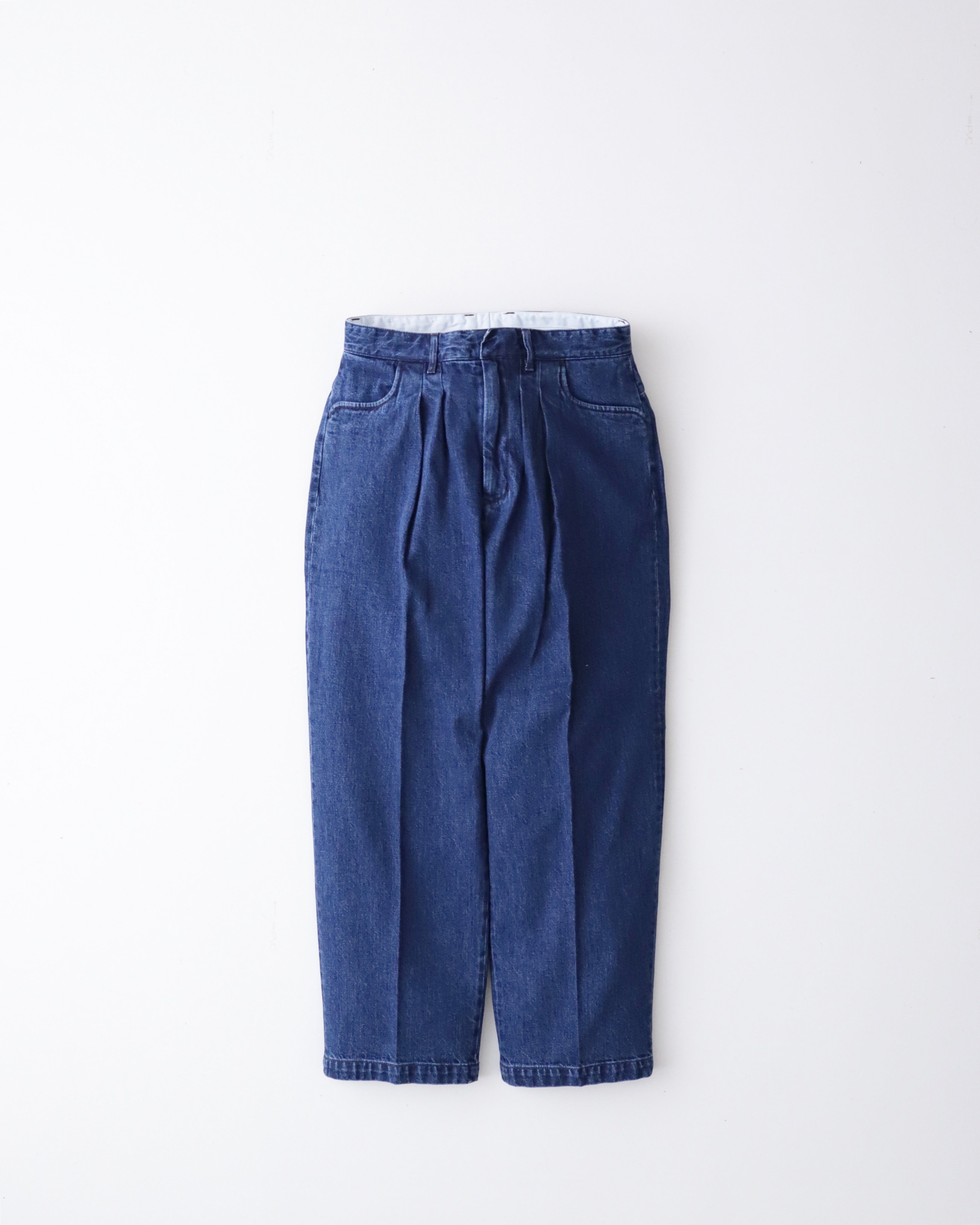 TWO-TUCK WIDE TAPERED PANTS / DENIM