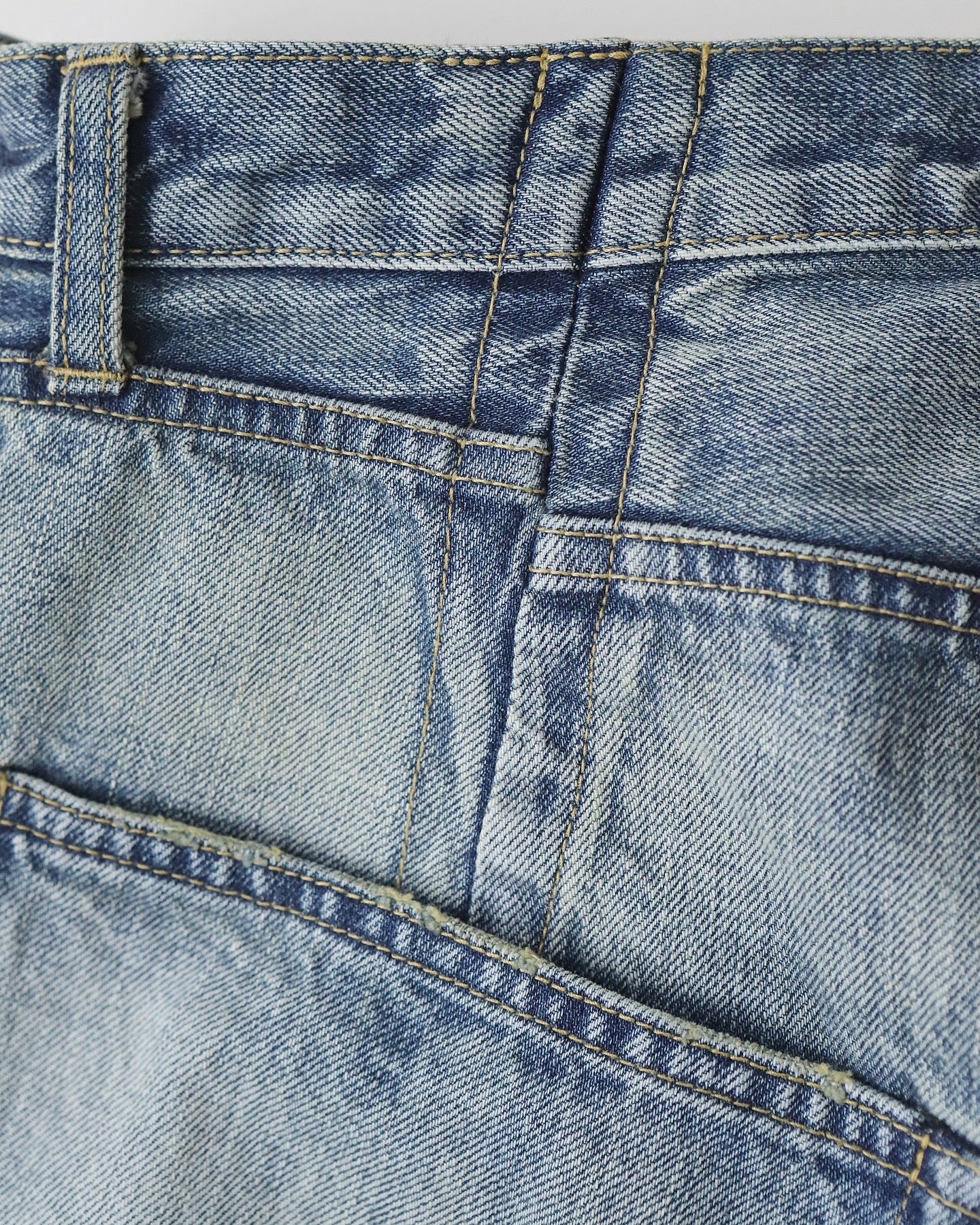 LEVI'S TURN-UP PATCH WORK DENIM PANTS