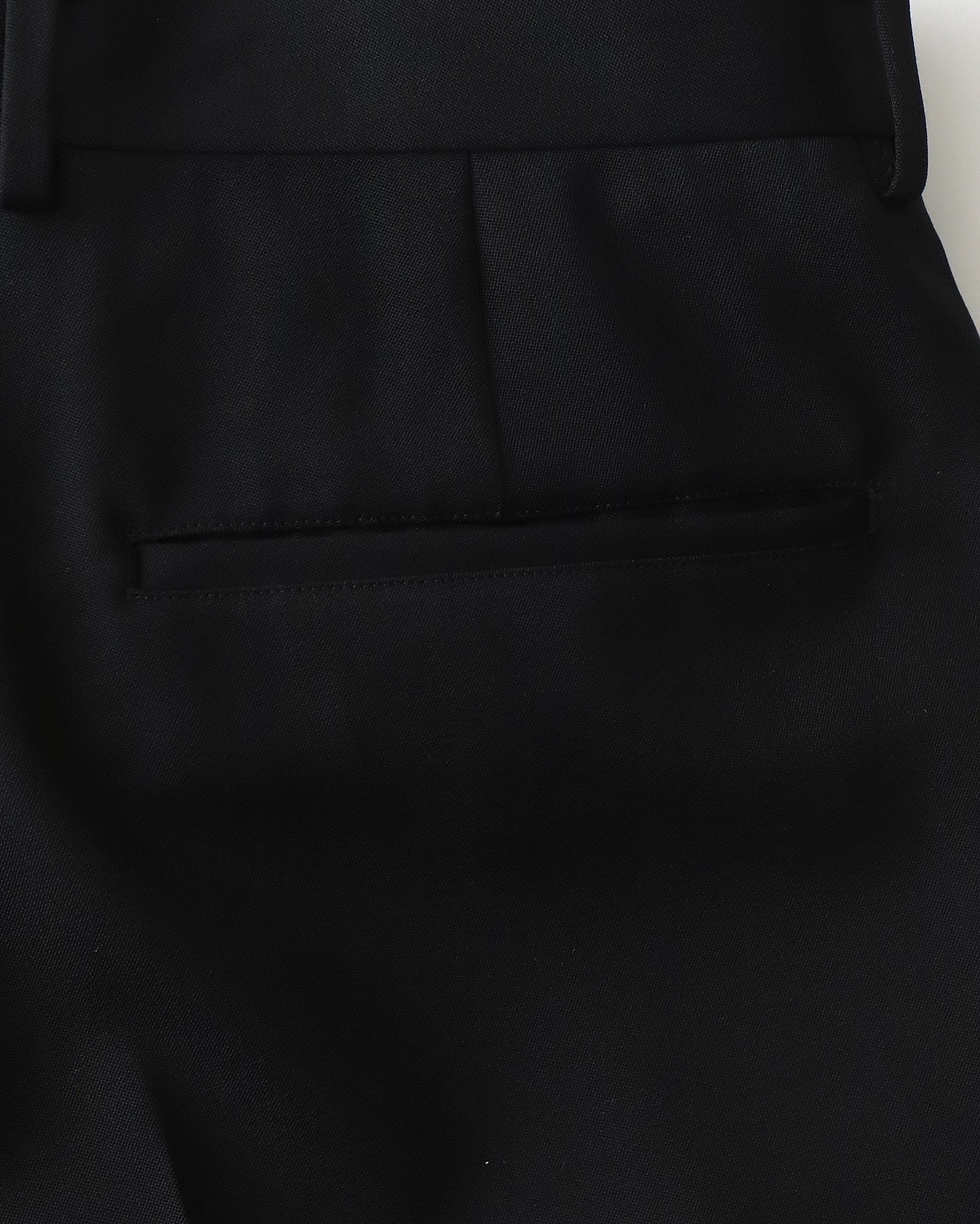 DOUBLE PLEATED SHORT TROUSERS / Dormeuil