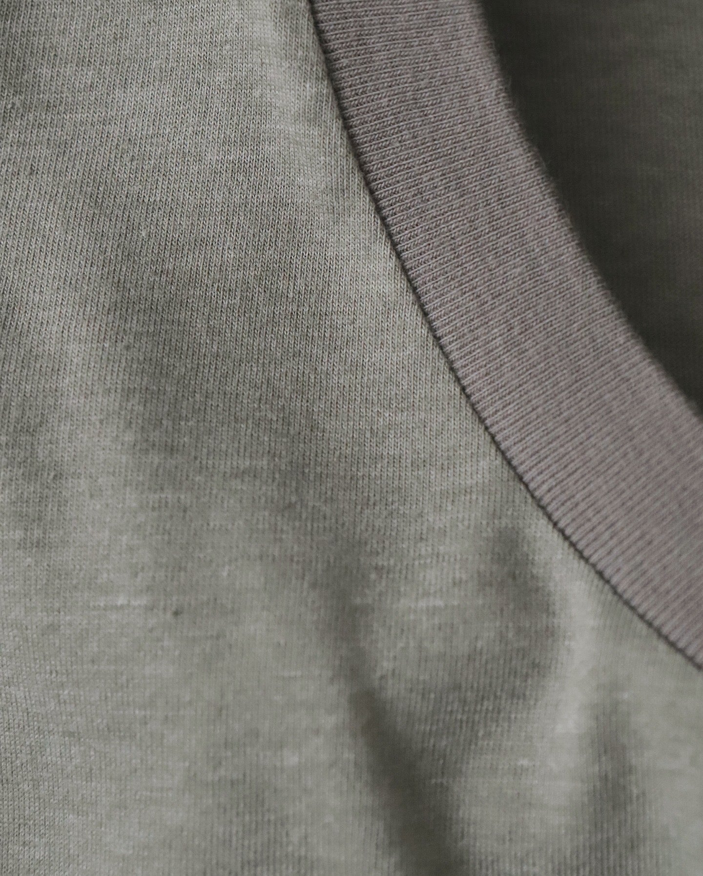 LONG SLEEVE POCKET TEE SHIRT