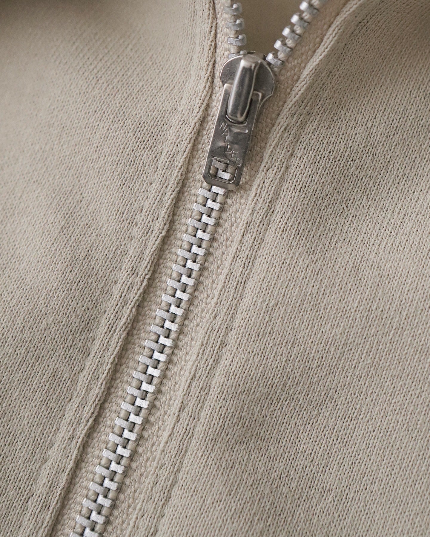 HALF ZIP LONG SLEEVE SHIRT