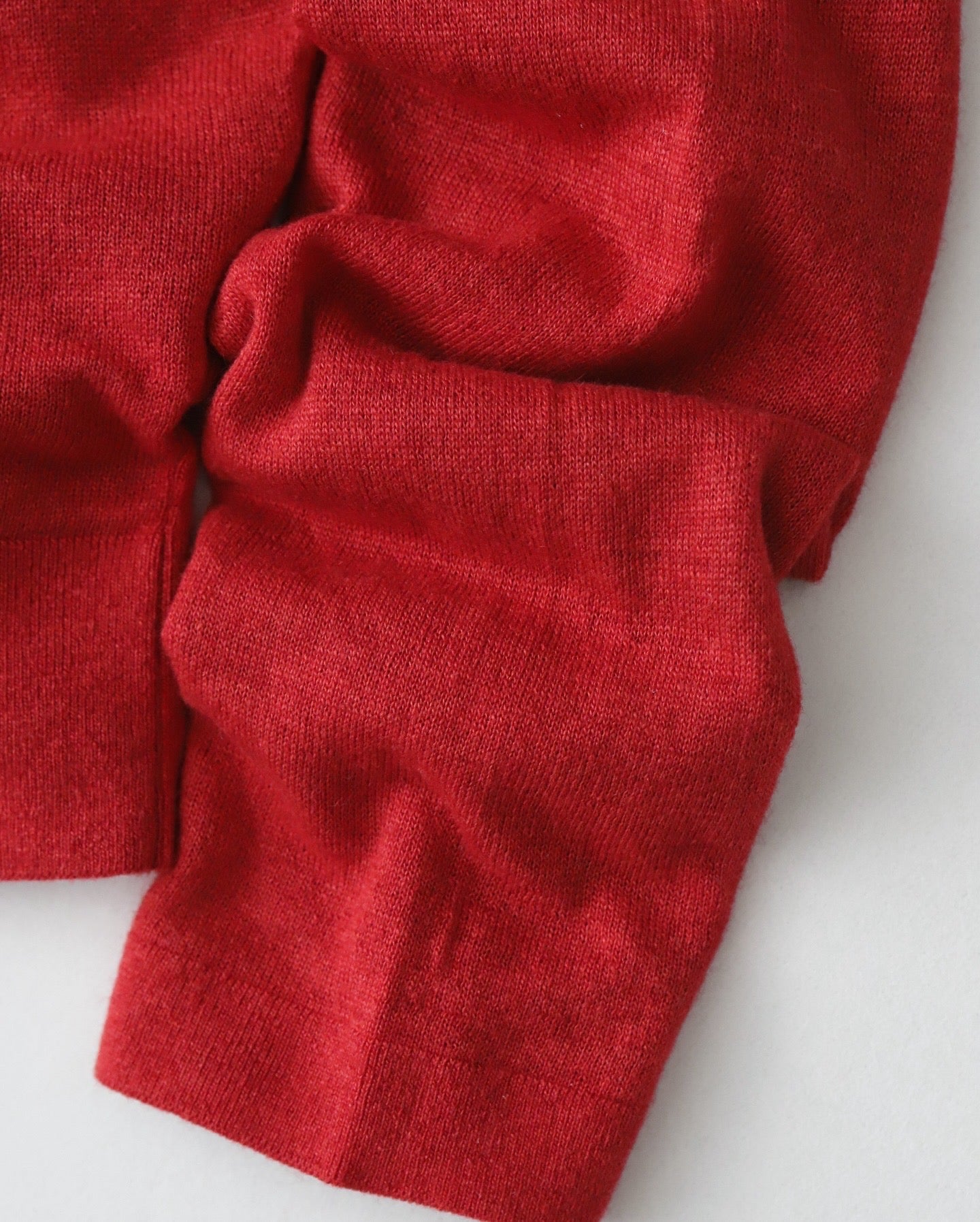 GARMENT DYED CASHMERE SILK CREWNECK CARDIGAN（WOMEN）