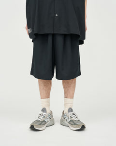COOLFIBER TWO TUCK EASY SHORTS