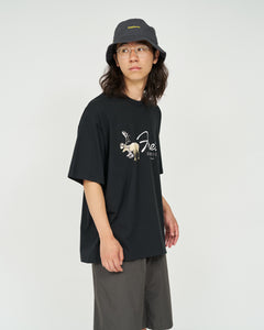 CORPORATE PRINTED S/S TEE ”CARIBOU”