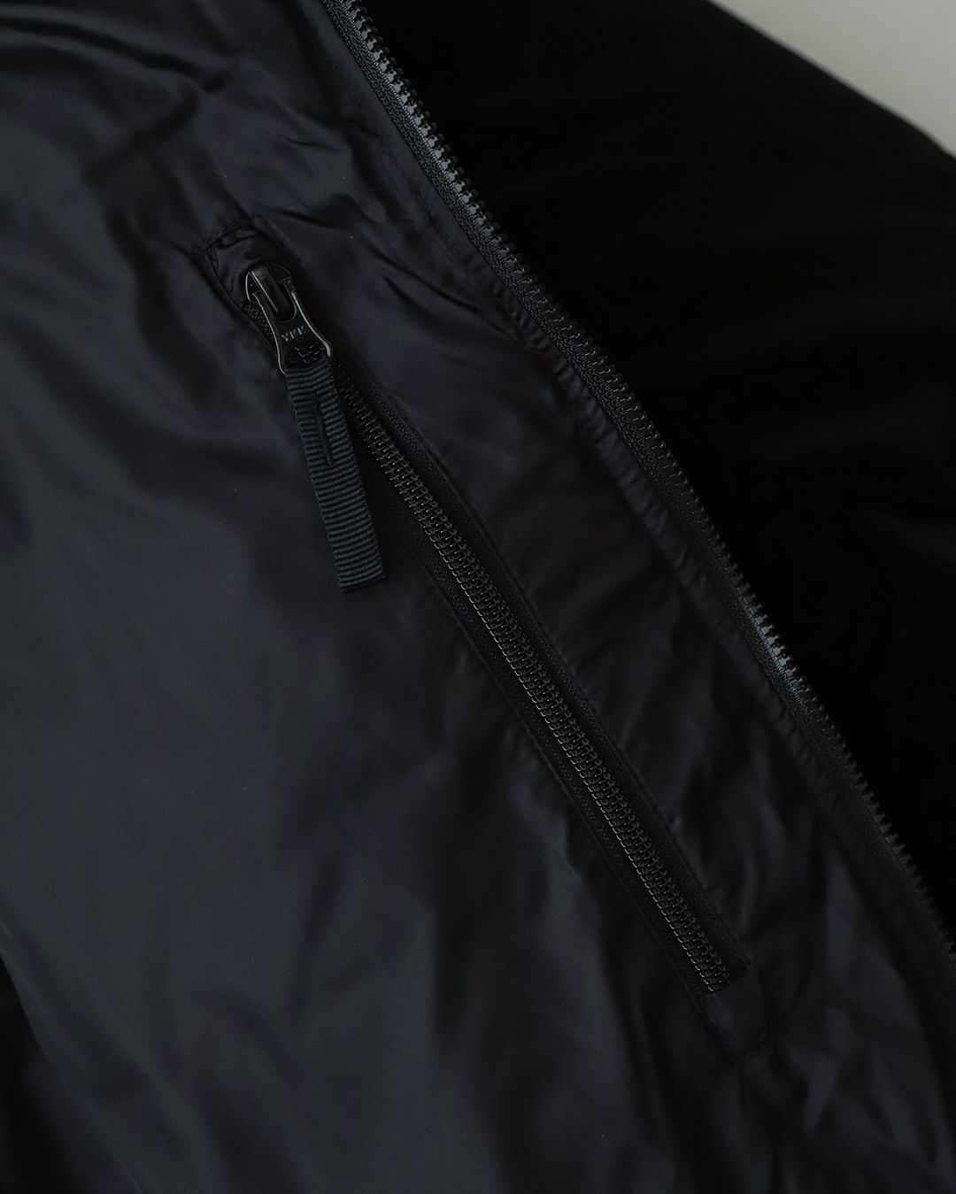 NANGA / VELVET DOWN JACKET