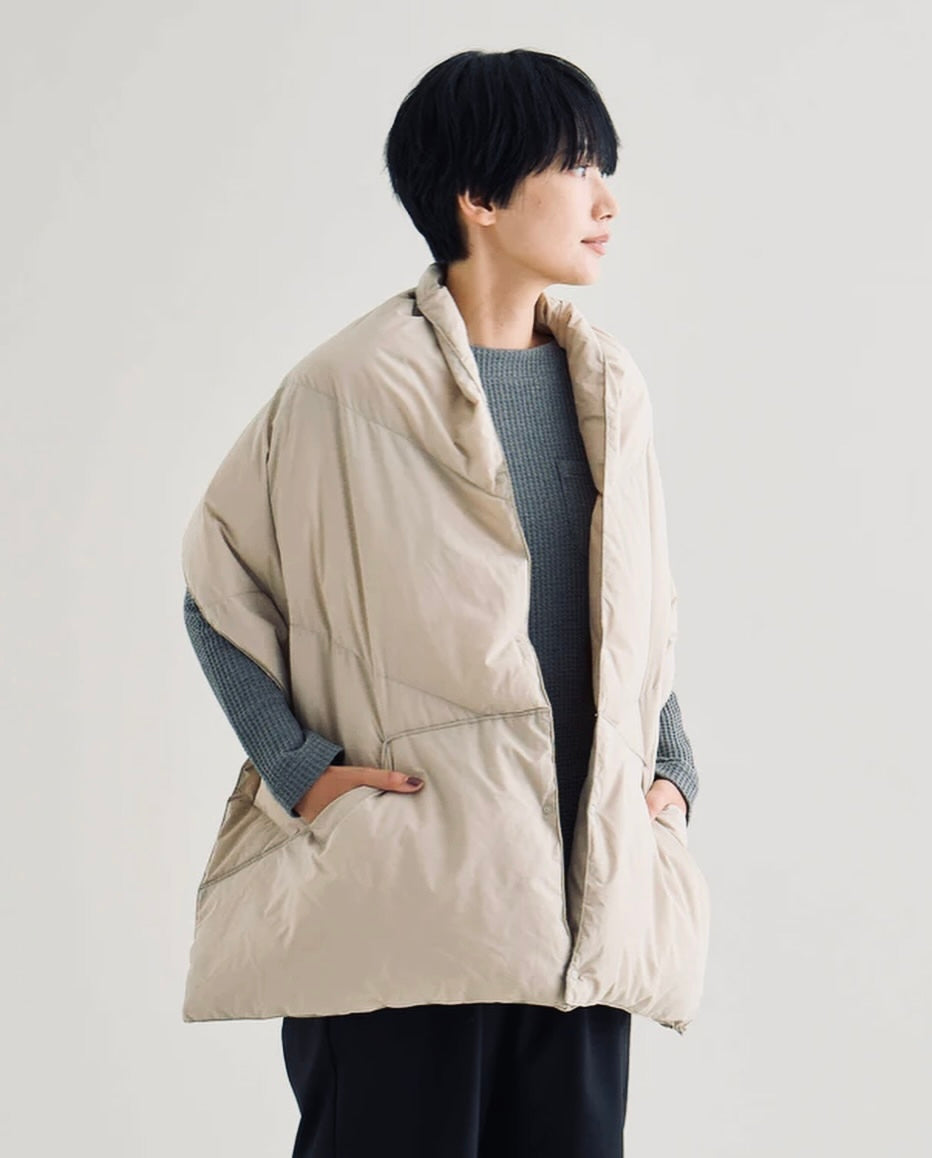 DOWN PONCHO MUFFLER（WOMEN）