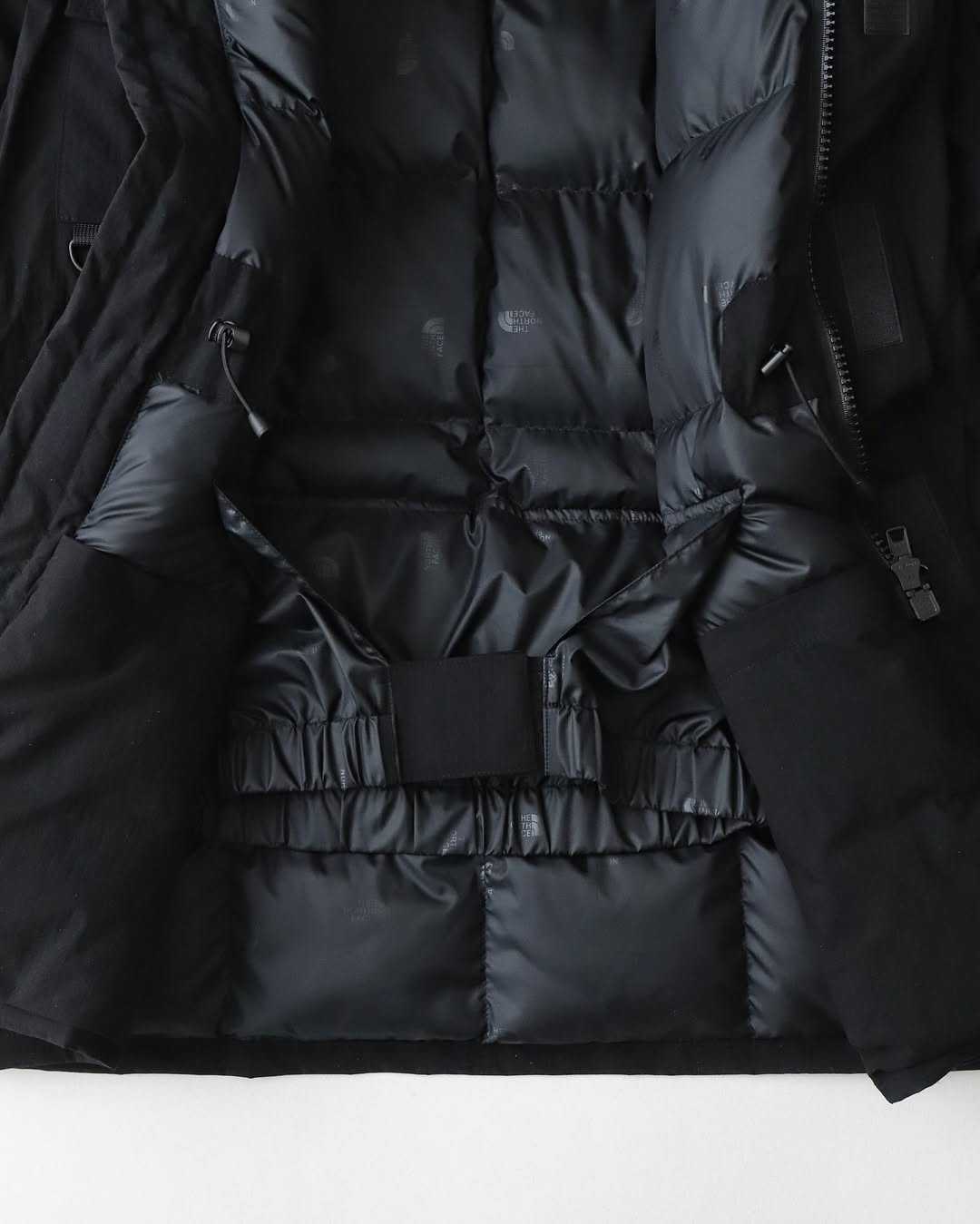 THE NORTH FACE PADDED JACKET