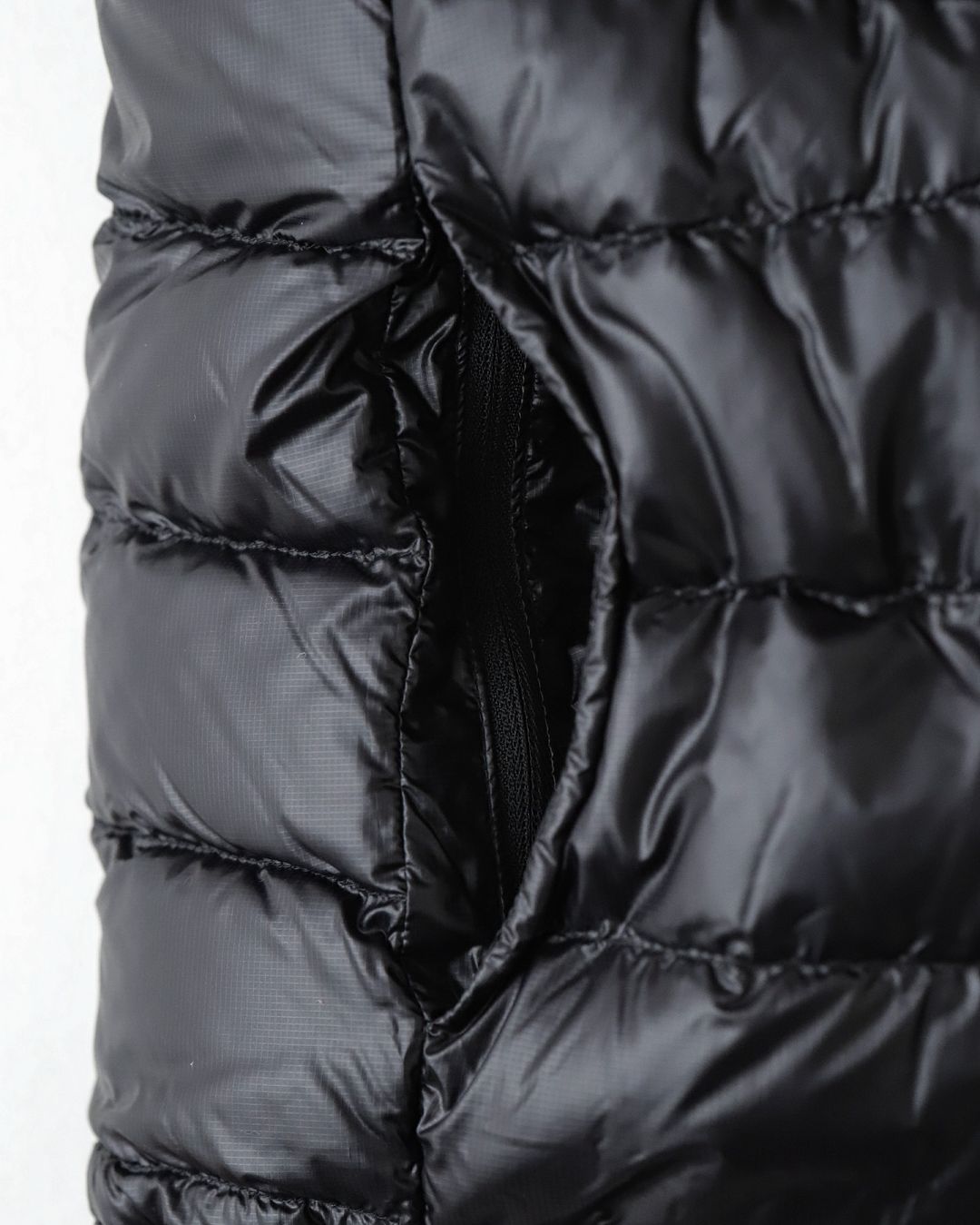 ULTILIGHT DOWN VEST PACKABLE