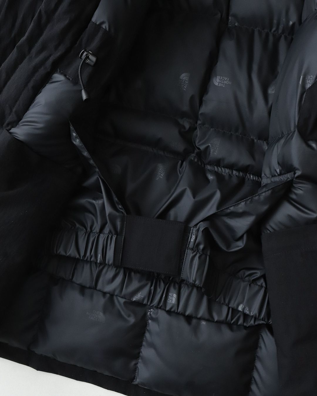 THE NORTH FACE PADDED JACKET