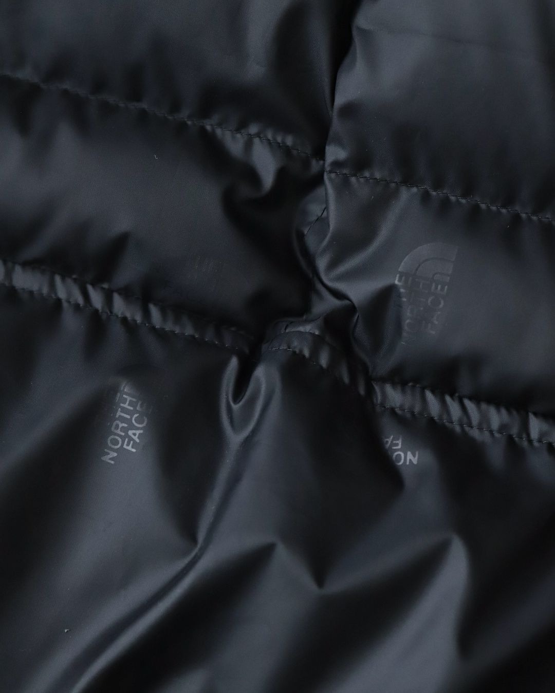 THE NORTH FACE PADDED JACKET