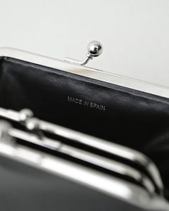 KISS CLASP SMALL