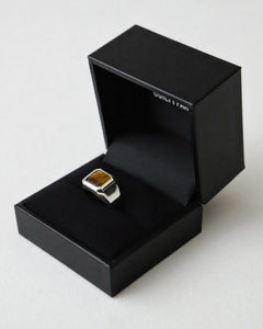 TIGER'S EYE SIGNET RING