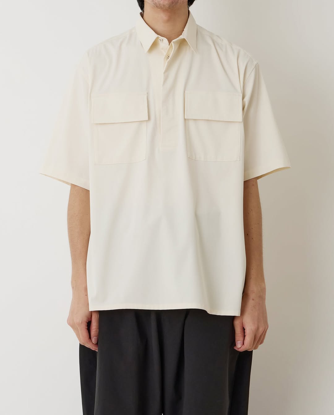 HALF SLEEVE PULLOVER SHIRT