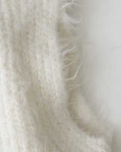 ALPACA FUR V-NECK VEST（WOMEN）