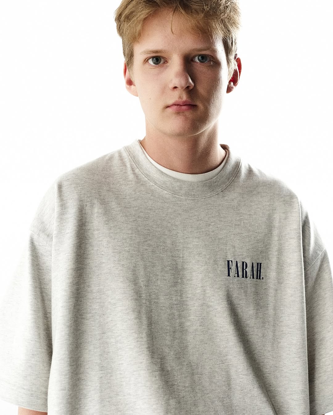 PRINTED GRAPHIC S/S TEE “CLASSIC LOGO”