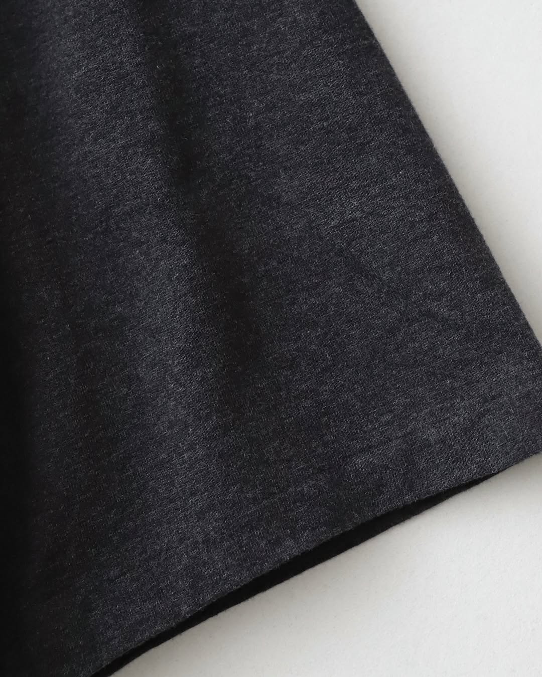 LIGHT WEIGHT T-SHIRT