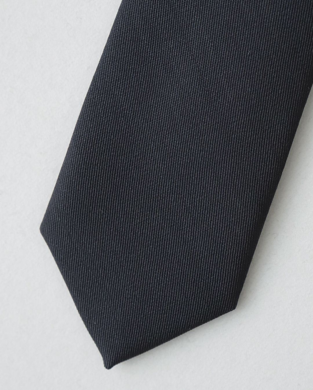 SCALE OFF WOOL NECKTIE
