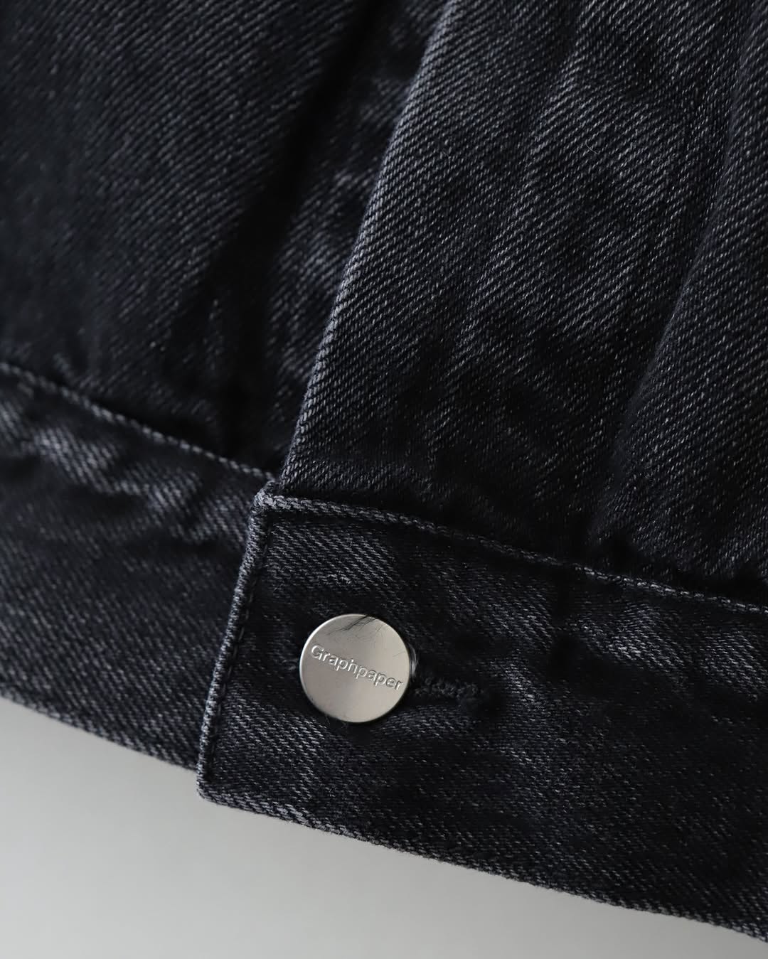 SELVAGE DENIM TRUCKER JACKET