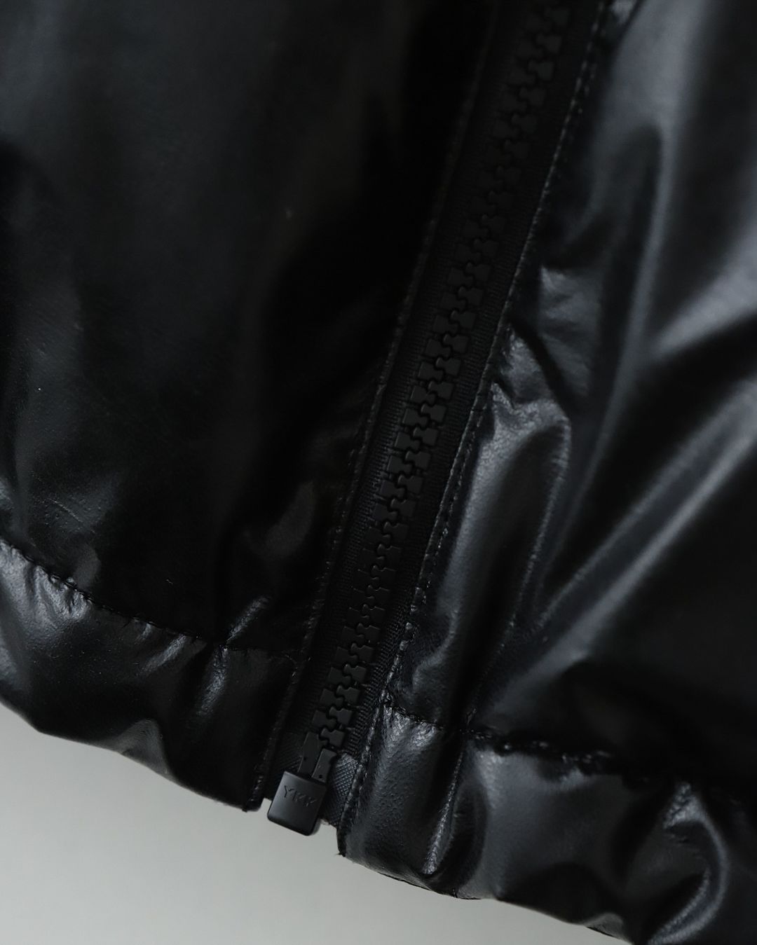 THE NORTH FACE SYNTHETIC LEATHER NUPTSE JACKET