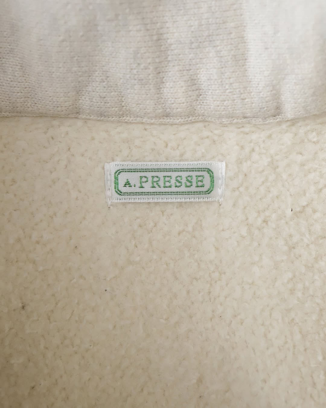 VINTAGE HALF ZIP SWEAT SHIRT