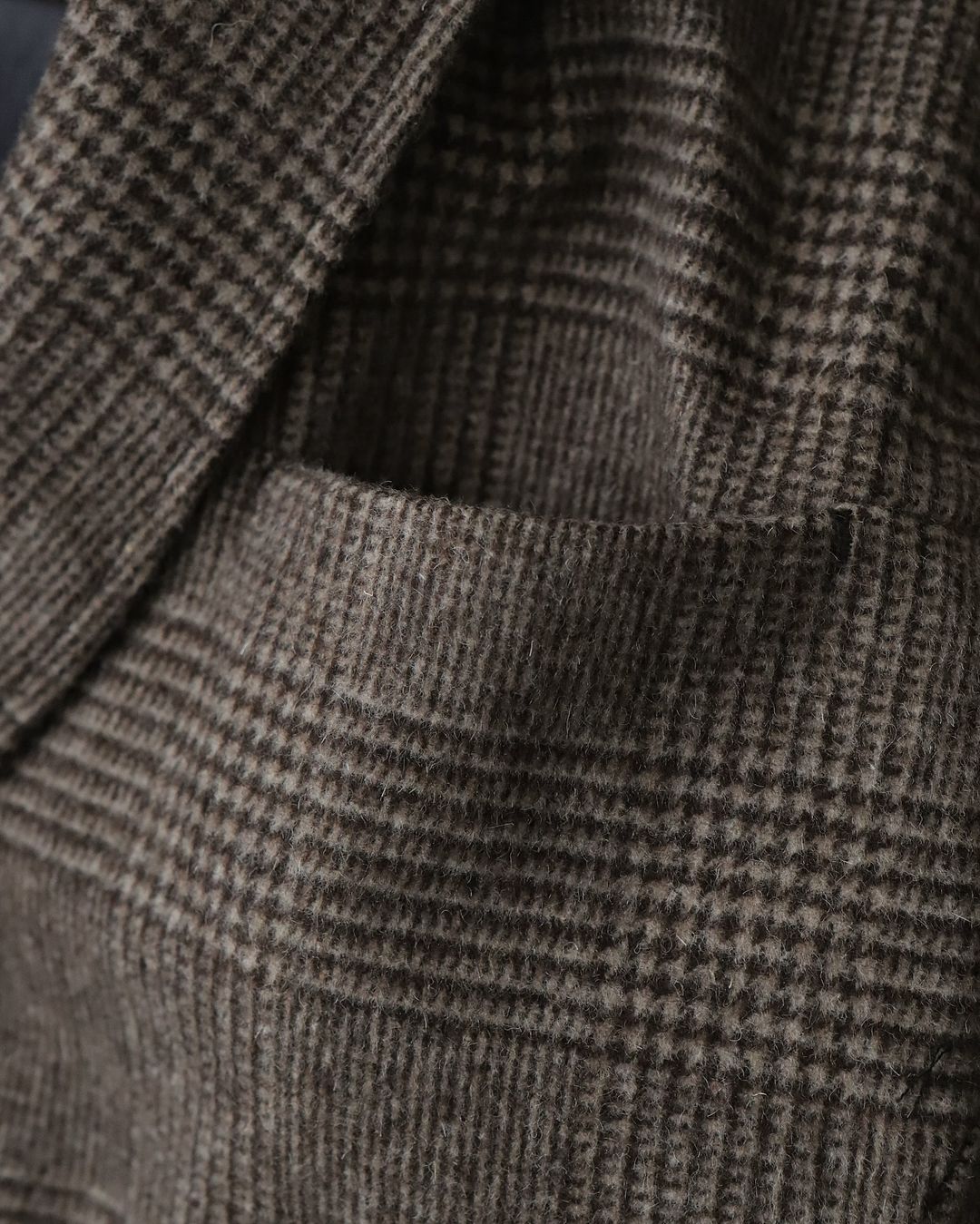 GORE-TEX WINDSTOPPER® GLEN CHECK LAPEL JACKET