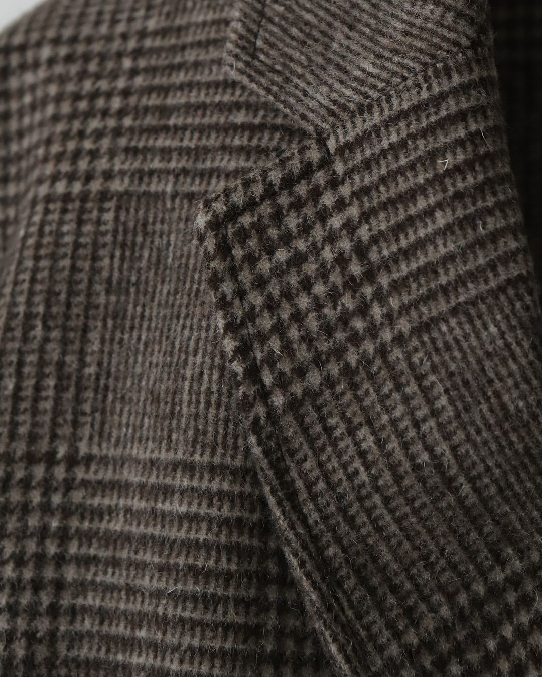 GORE-TEX WINDSTOPPER® GLEN CHECK LAPEL JACKET