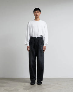 SELVAGE DENIM TWO TUCK TAPERED PANTS