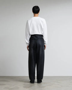 SELVAGE DENIM TWO TUCK TAPERED PANTS