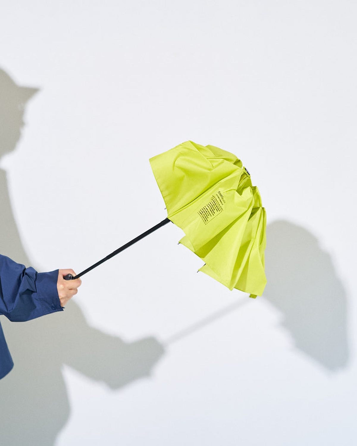 FOLDING UMBRELLA