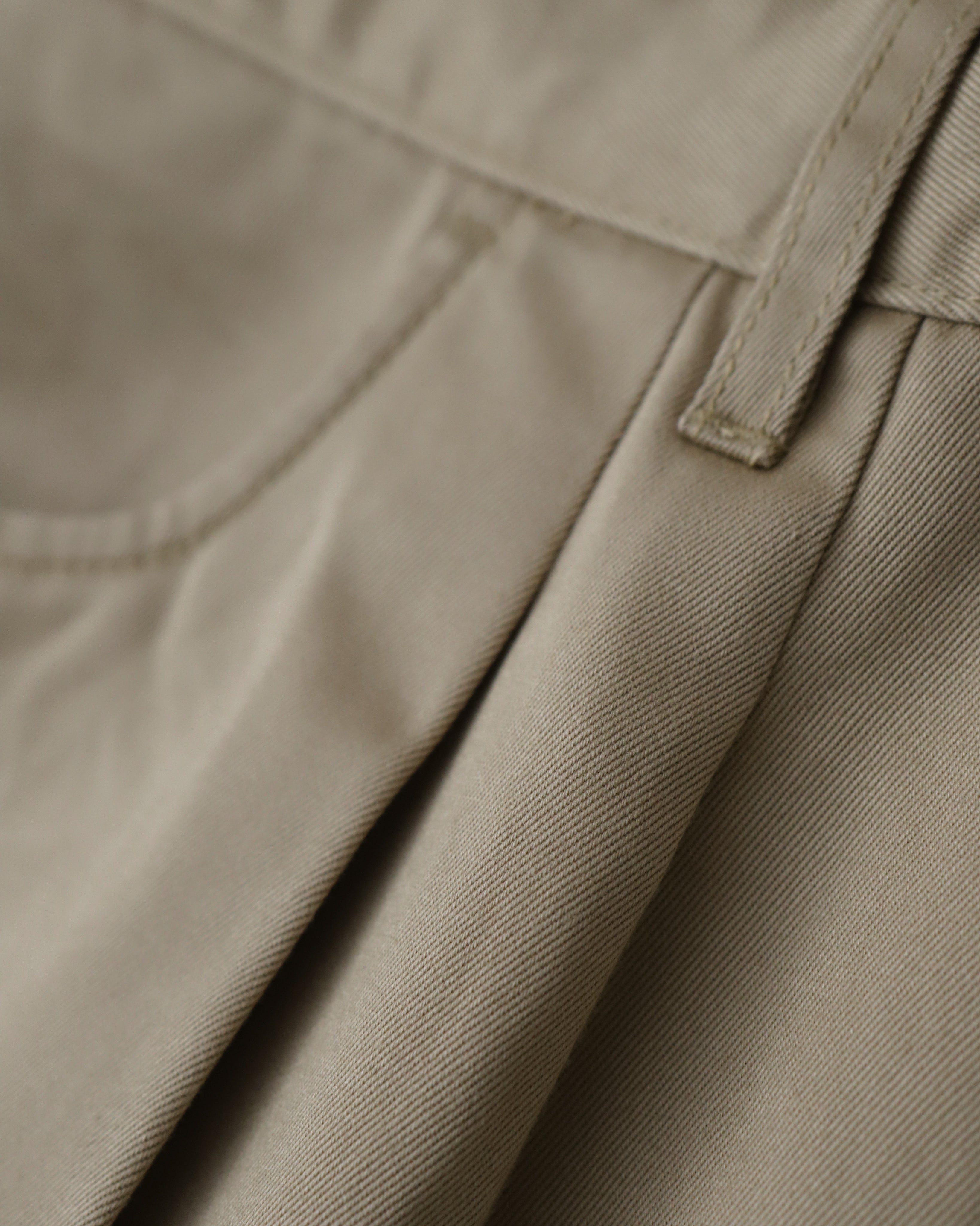 TWO-TUCK WIDE TAPERED PANTS / WESTPOINT