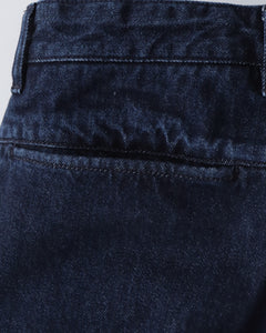 STRAIGHT PANTS