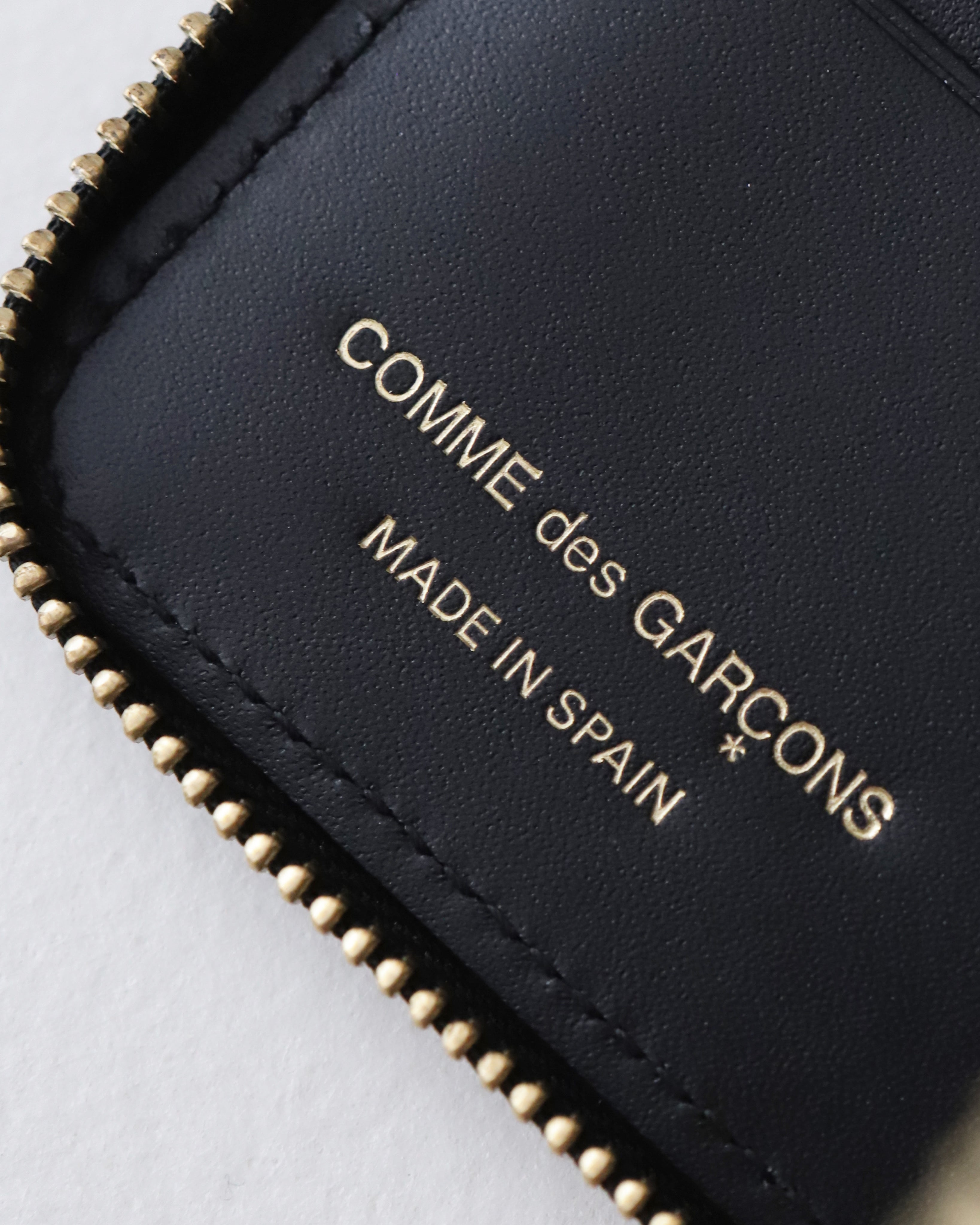 Wallet COMME des GARCONS CLASSIC LEATHER LINE – NCNR WEB STORE
