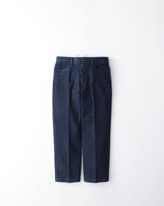 STRAIGHT PANTS